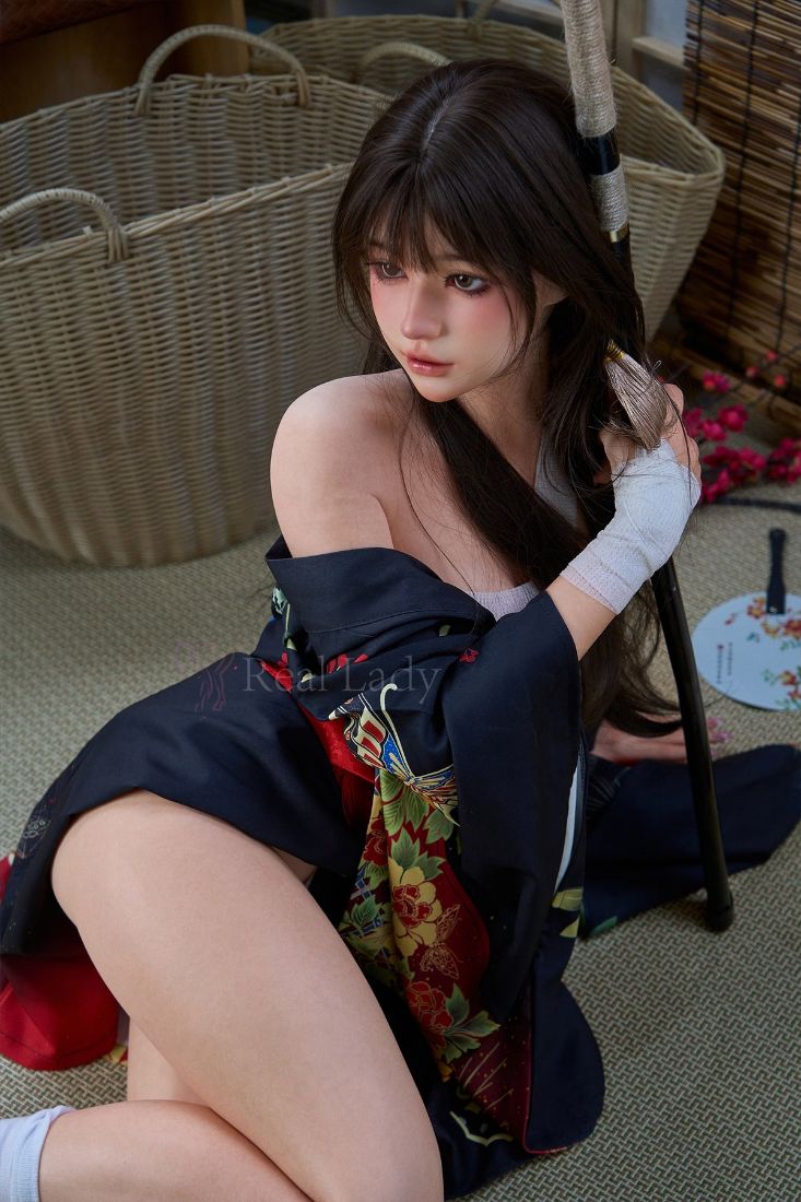 Picture of Real Lady Japanese sex doll RL150 T4 Evie Silky Cream