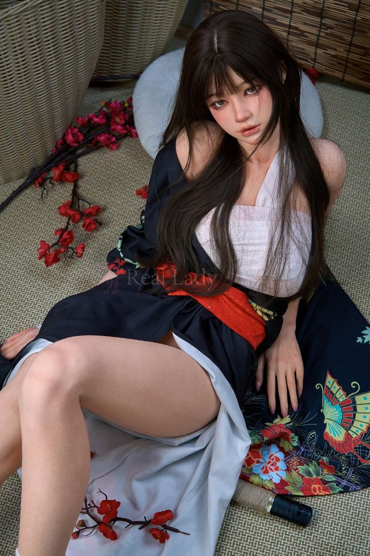 Picture of Real Lady Japanese sex doll RL150 T4 Evie Silky Cream