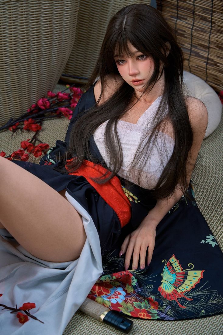 Picture of Real Lady Japanese sex doll RL150 T4 Evie Silky Cream