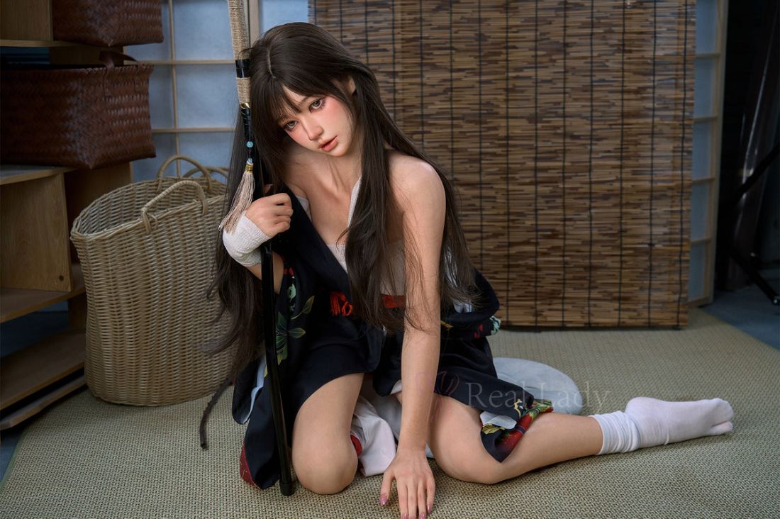 Picture of Real Lady Japanese sex doll RL150 T4 Evie Silky Cream