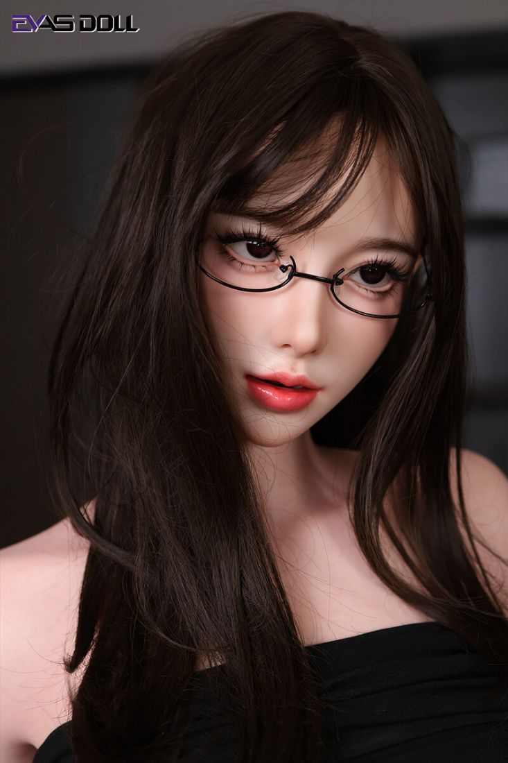Picture of Yi Zhi Qi - 180cm/5ft11 H-cup Silicone Sex Doll
