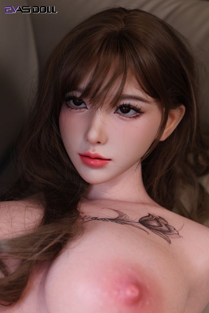 Picture of Yi Zhi Qi - 104cm/3ft5 H-cup Silicone Sex Doll Torso