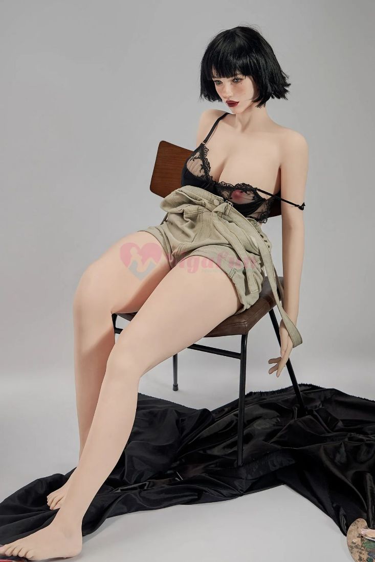 Picture of 164CM AI Love Doll Cecily Freedom Loving Artist [In Stock | EU Only]