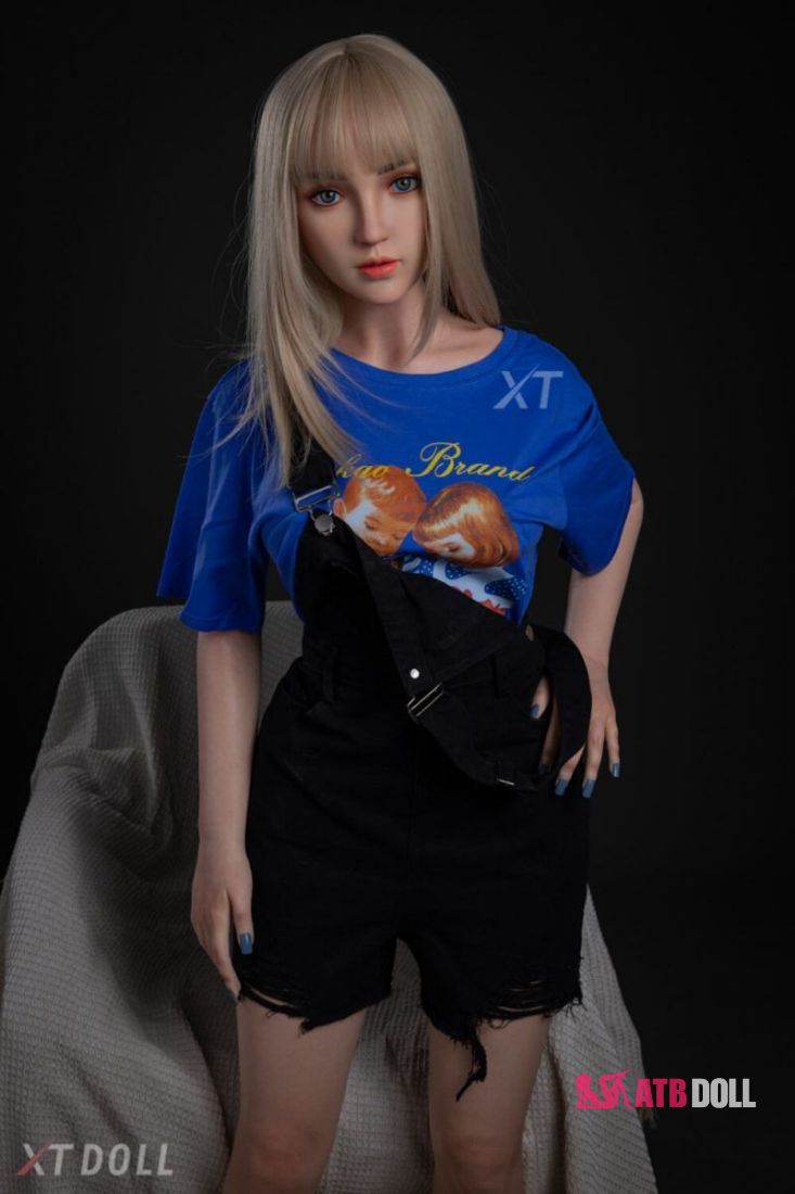 Picture of 164cm/5ft5 C-cup Silicone Sex Doll – Lisa