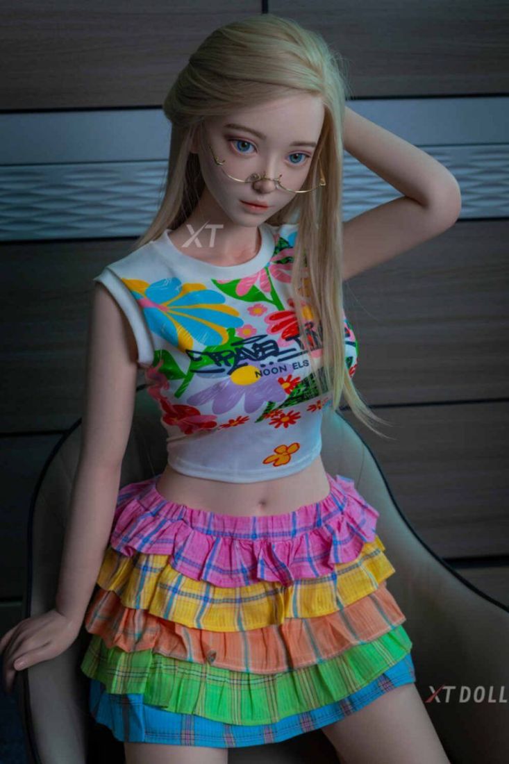 Picture of 157cm/5ft2 D-cup Silicone Sex Doll – Lin