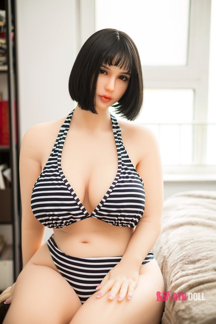 Picture of 5ft5/168cm L cup TPE Sex Doll - Laura