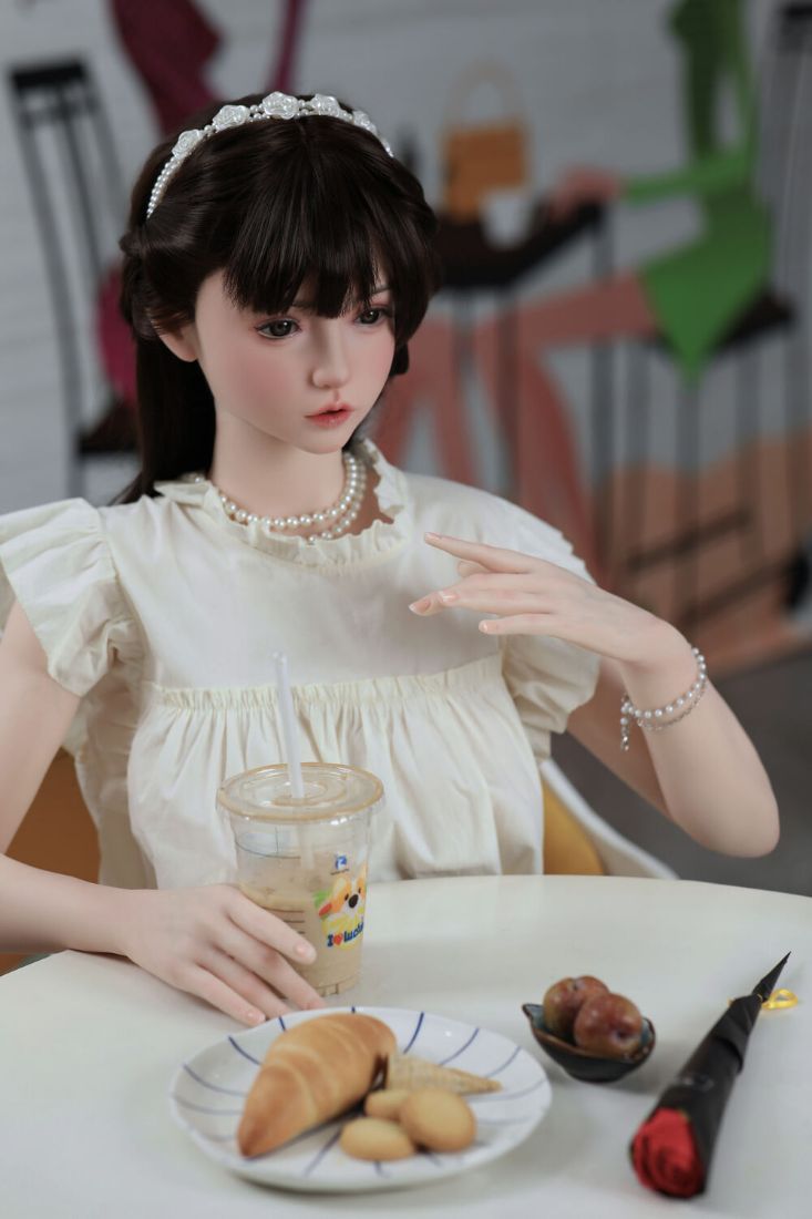 Picture of 163cm/5ft4 F-cup Silicone Sex Doll – Nana