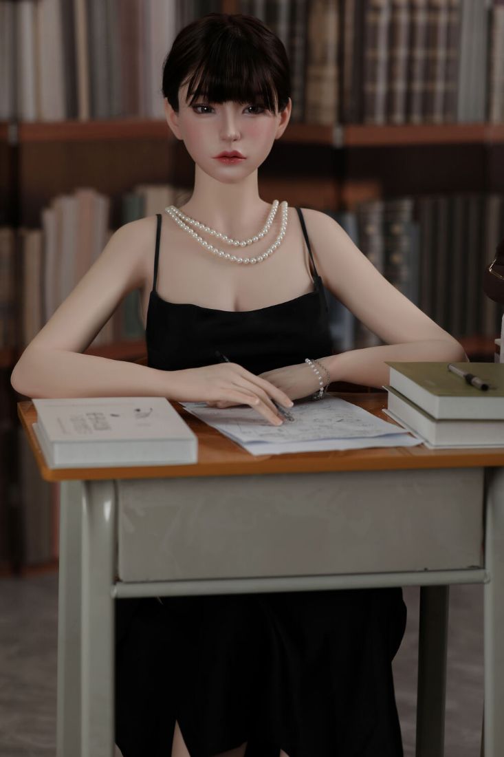 Picture of 158cm/5ft2 D-cup Silicone Sex Doll – Maka