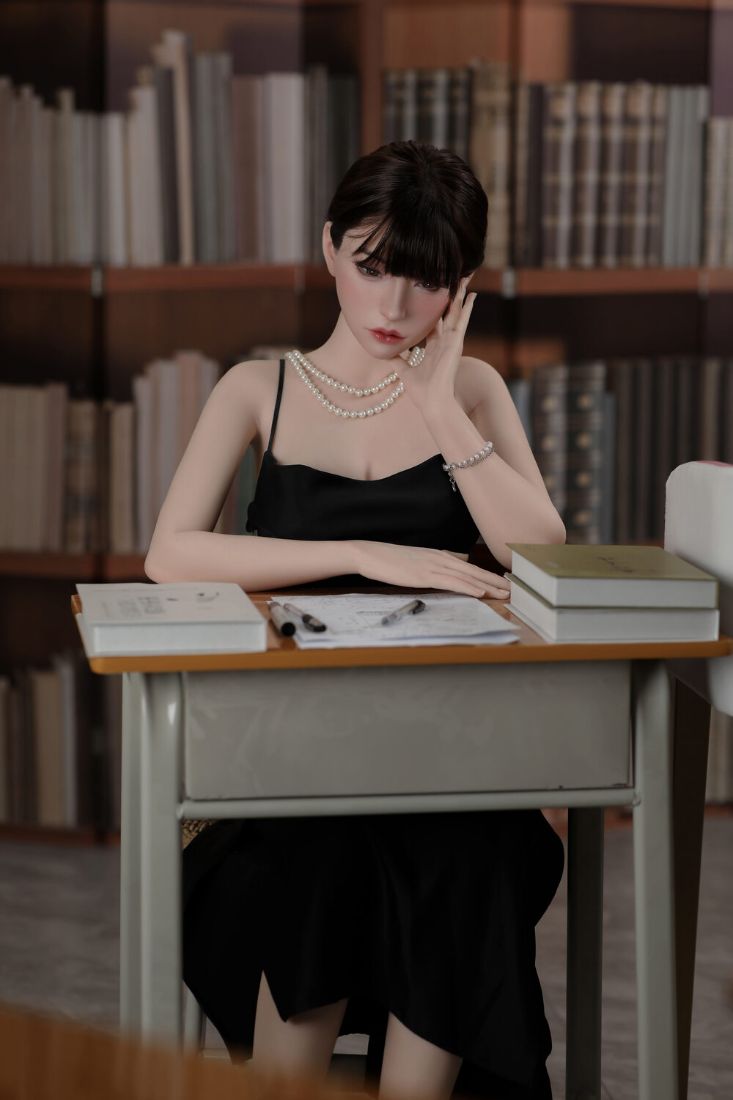 Picture of 158cm/5ft2 D-cup Silicone Sex Doll – Maka