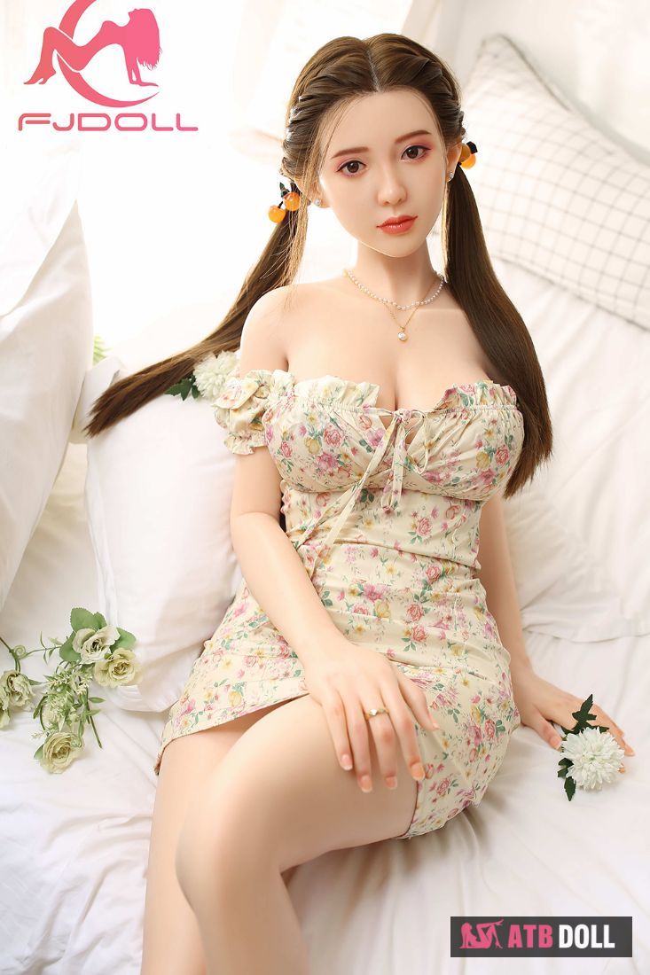 Picture of 166cm/5ft5 D-Cup Silicone Sex Doll - Kynara